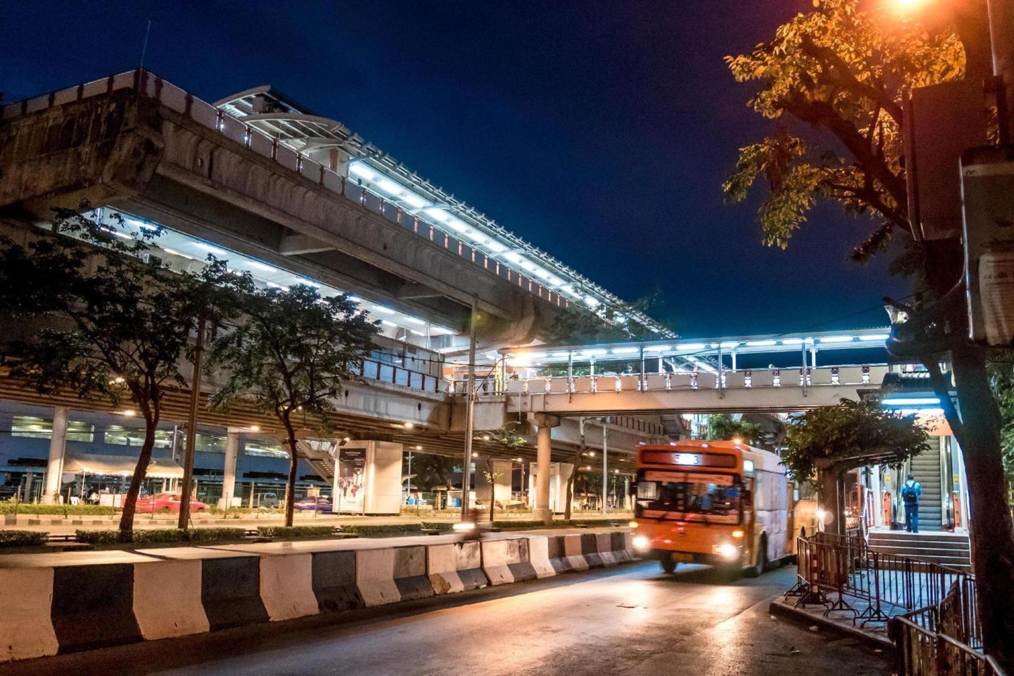 Capital O 411 Grandview Condo 15 Bangkok Exteriör bild